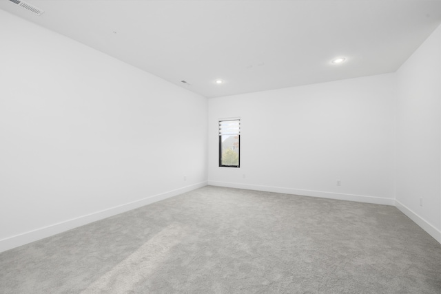 empty room featuring carpet floors