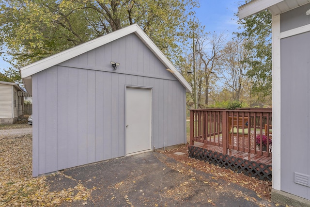 view of outbuilding