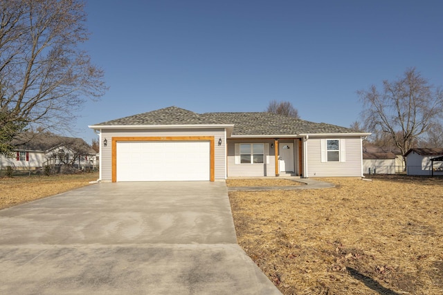 view of front facade featuring a garage