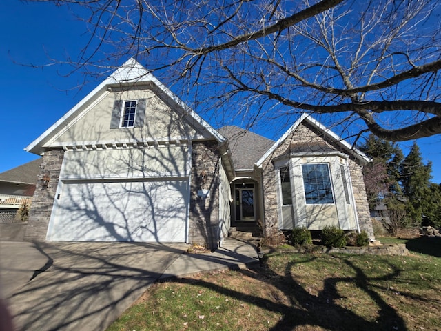 view of front facade with a garage