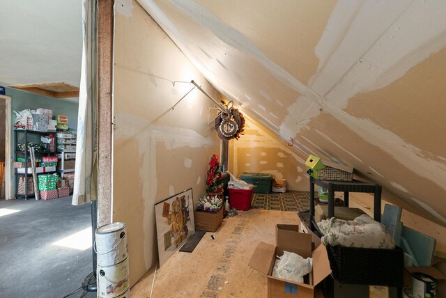 bonus room with vaulted ceiling