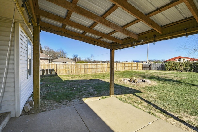 view of yard featuring a patio