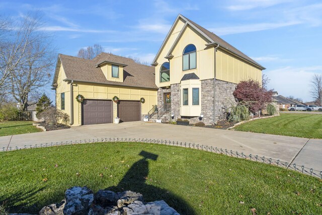 view of front of home with a front yard