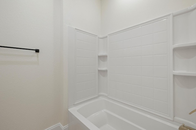 bathroom featuring shower / washtub combination