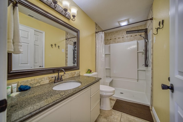 bathroom with tile patterned flooring, a shower with curtain, toilet, and a textured ceiling