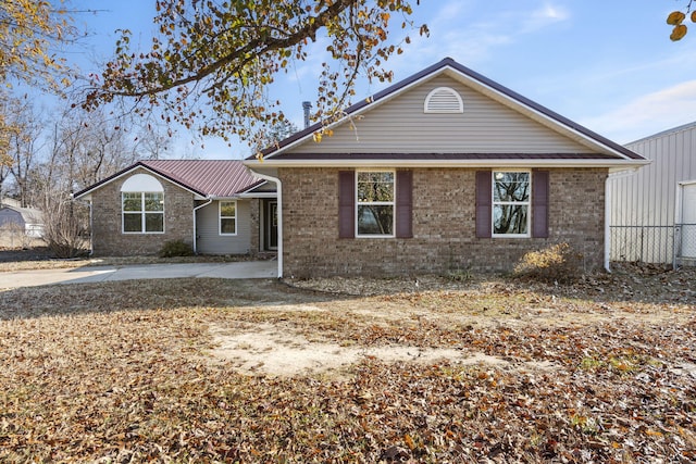 view of front of home featuring a patio area