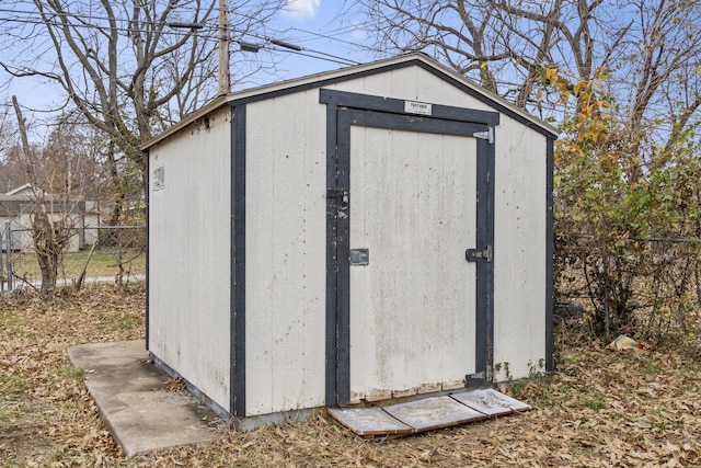 view of outbuilding