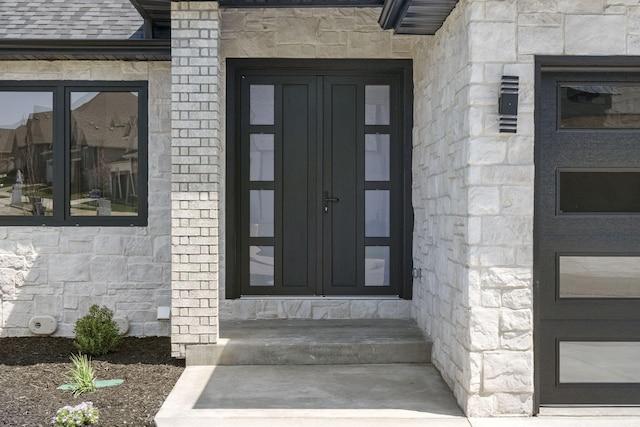 252 Hickory Hills Blvd, Springfield, MO 65802 - doorway to property featuring stone siding