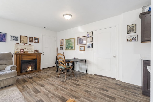 office area with dark hardwood / wood-style floors