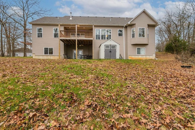 view of back of property