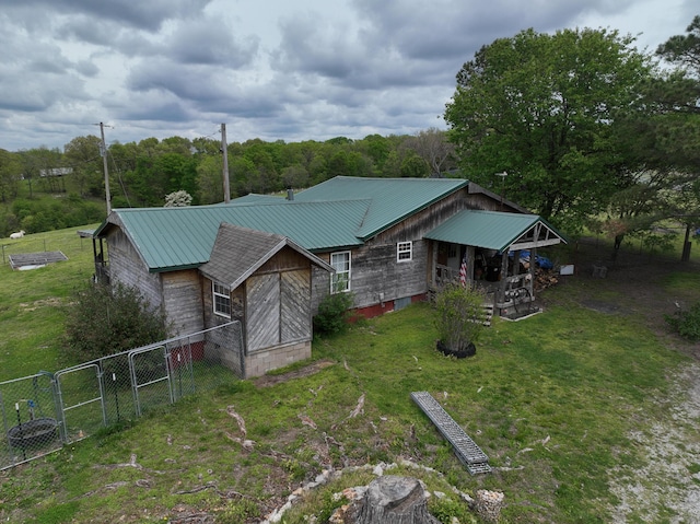 view of front of house with covered porch