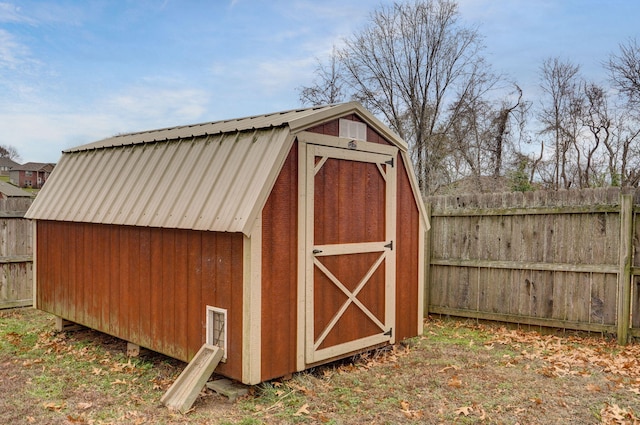 view of outbuilding