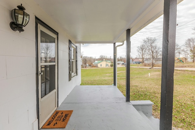 view of patio / terrace with covered porch