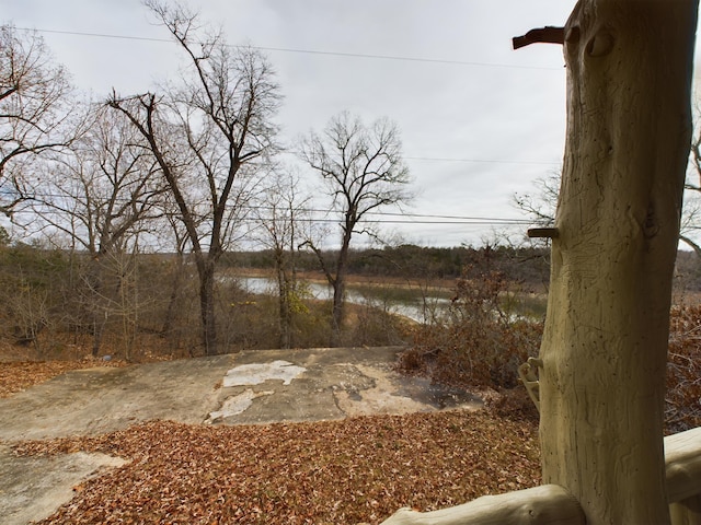 view of yard with a water view