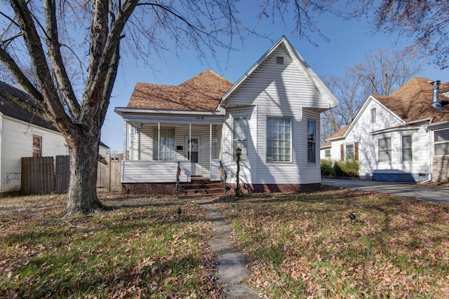 bungalow-style house featuring covered porch