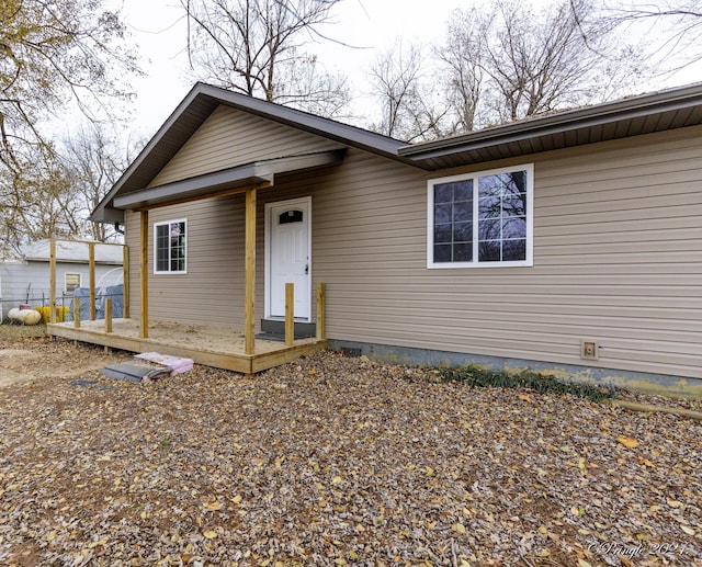 view of front facade with a deck