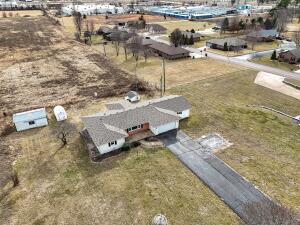 9800 Red Spring Rd, Mountain Grove, MO 65711 - drone / aerial view