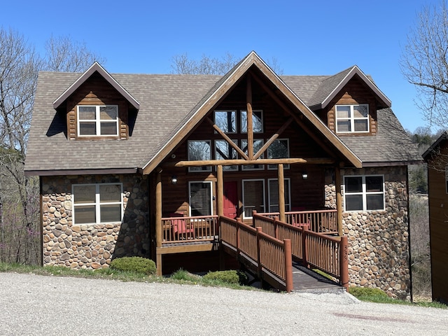 view of front of home with covered porch