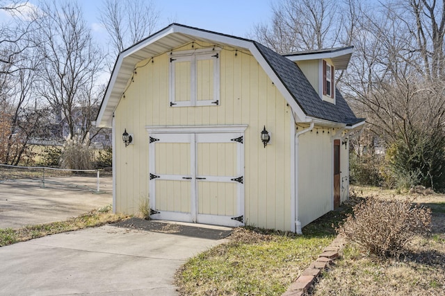 view of outbuilding