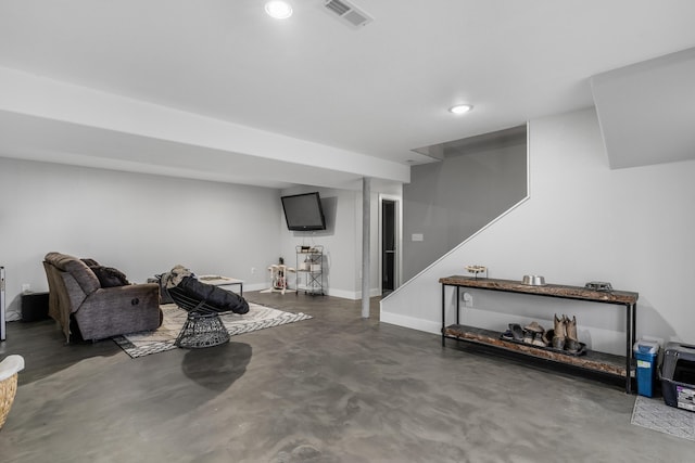 1369 E 398th Rd, Bolivar, MO 65613 - sitting room featuring finished concrete flooring and recessed lighting