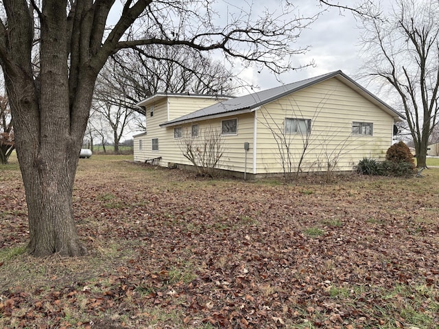 view of home's exterior