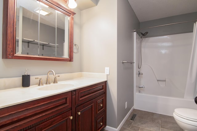 1012 W Monarch Dr, Nixa, MO 65714 - full bath with vanity, shower / tub combination, and a textured ceiling