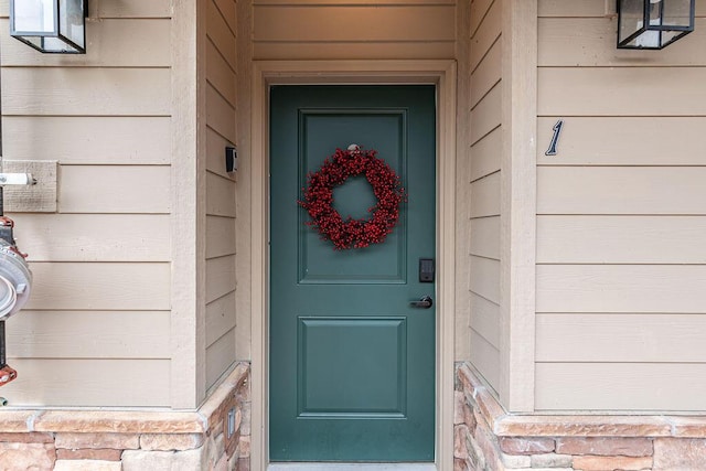 view of property entrance