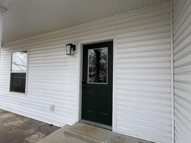 view of property entrance