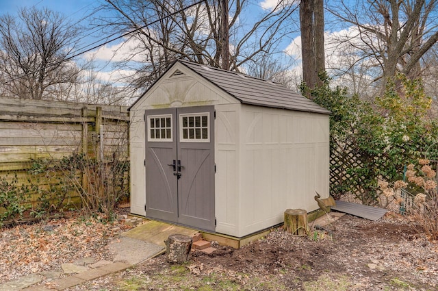 view of outbuilding