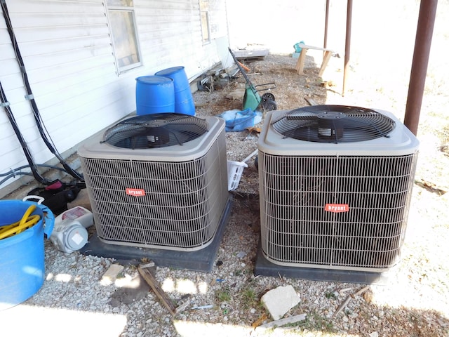 18 Prista Ln, Kimberling City, MO 65686 - details featuring central air condition unit