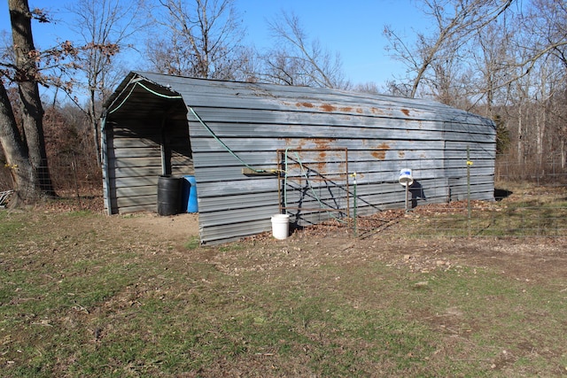 view of outdoor structure