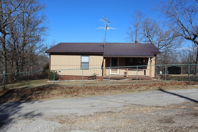 view of front of property