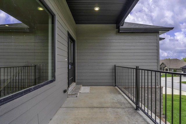 702 S Thornridge Dr, Springfield, MO 65809 - view of balcony
