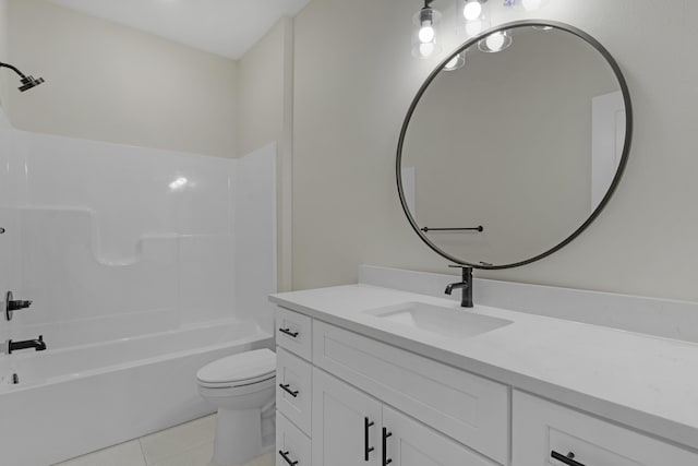 702 S Thornridge Dr, Springfield, MO 65809 - full bath with toilet, vanity, bathtub / shower combination, and tile patterned flooring