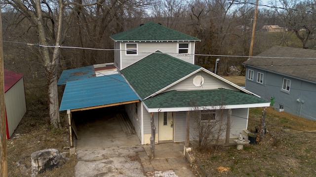 view of front facade