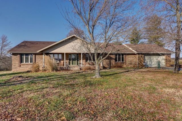 ranch-style home featuring a front yard