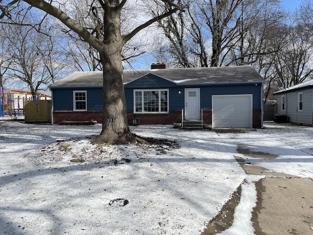 view of front facade with a garage