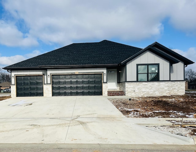 view of front of home featuring a garage