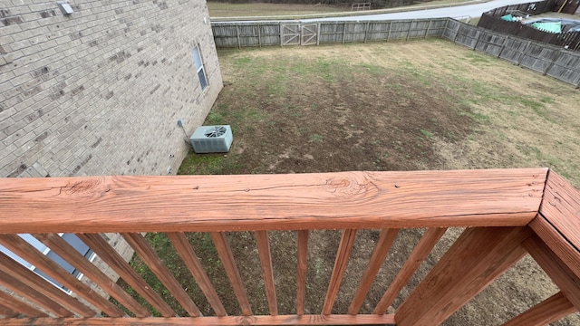 view of yard with cooling unit