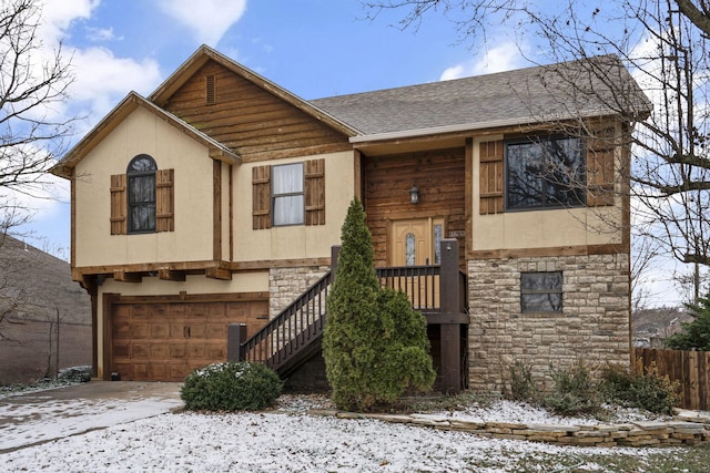 view of front facade with a garage