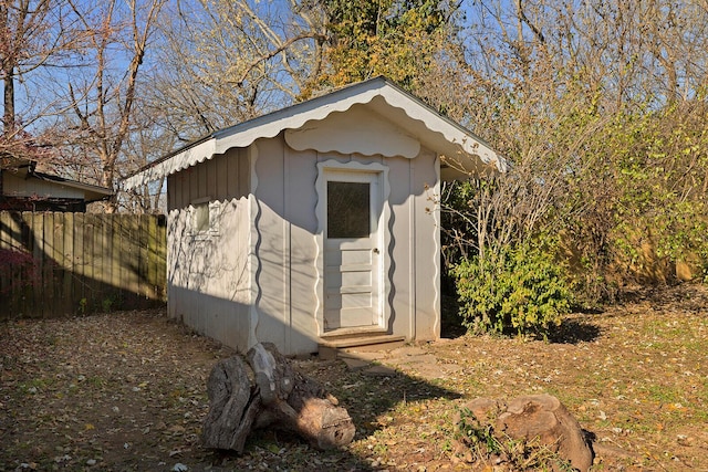 view of outbuilding