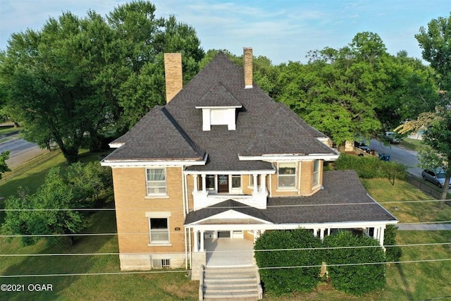 view of front of property