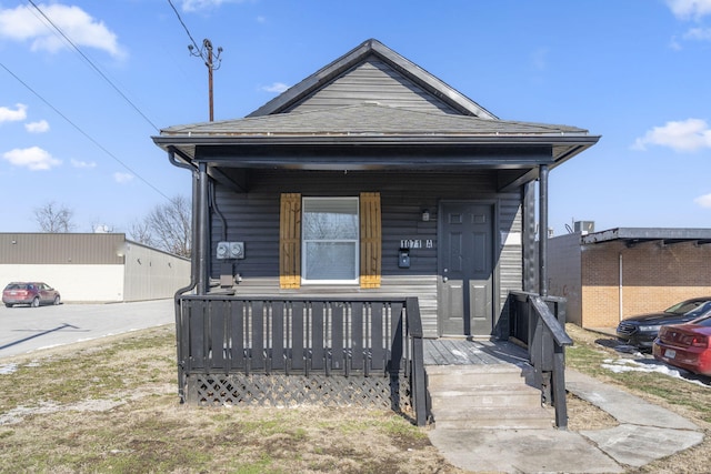 view of front of home with covered porch