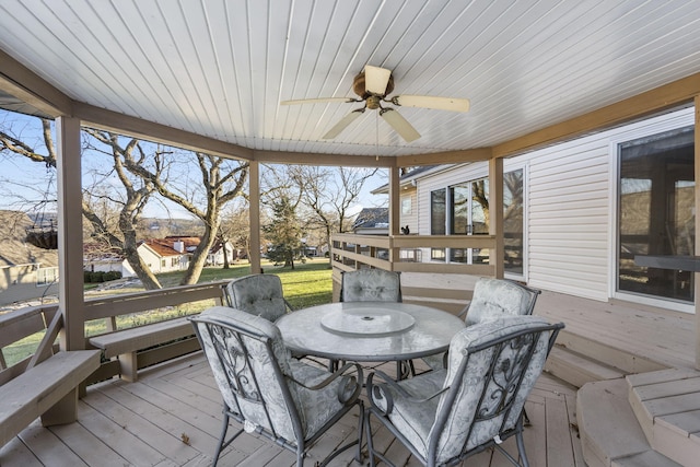 deck with ceiling fan