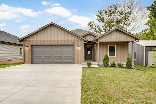 210B W Clinton St, Rogersville, MO 65742 - ranch-style house featuring concrete driveway, an attached garage, and a front lawn