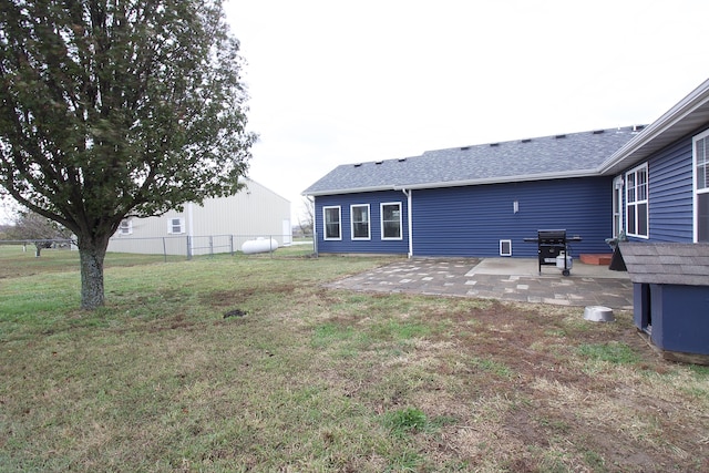 view of yard with a patio area