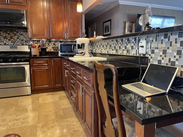 kitchen featuring stainless steel appliances, decorative backsplash, ornamental molding, and kitchen peninsula