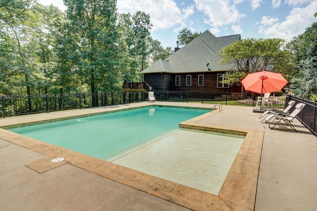 10350 Indian Ridge Ln, Carthage, MO 64836 - view of pool featuring a patio area and view of wooded area