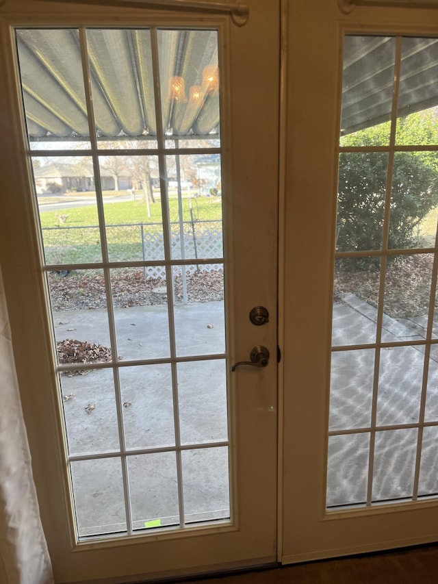 entryway featuring plenty of natural light