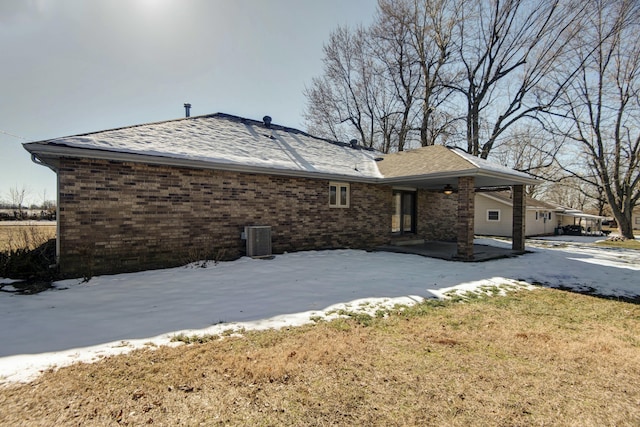 view of home's exterior featuring cooling unit